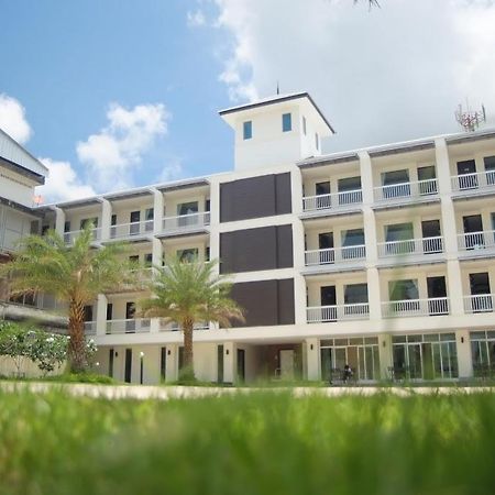 Panatara Hotel Chumphon Buitenkant foto